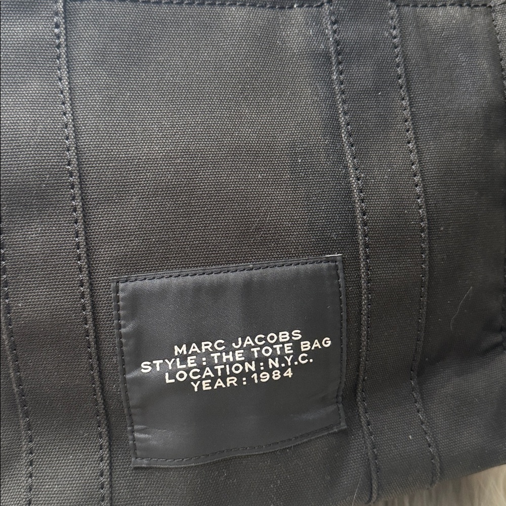 MARC JACOBS The Canvas Tote Bag - Picture 13 of 16